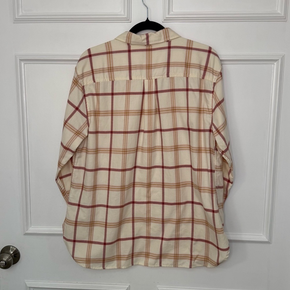 NWT L.L. Bean Women’s Whisper Weight Flannel Button Down, Size Large, Sailcloth - Picture 2 of 7